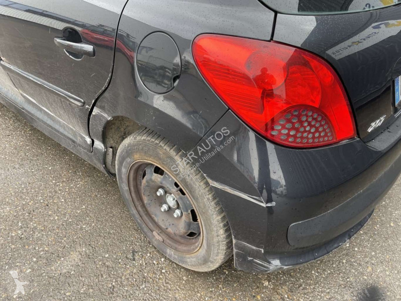 عربة نفعية Peugeot