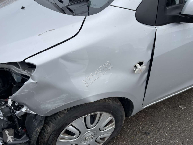 Véhicule utilitaire Opel