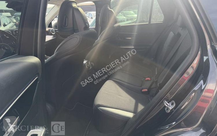 عربة نفعية Mercedes
