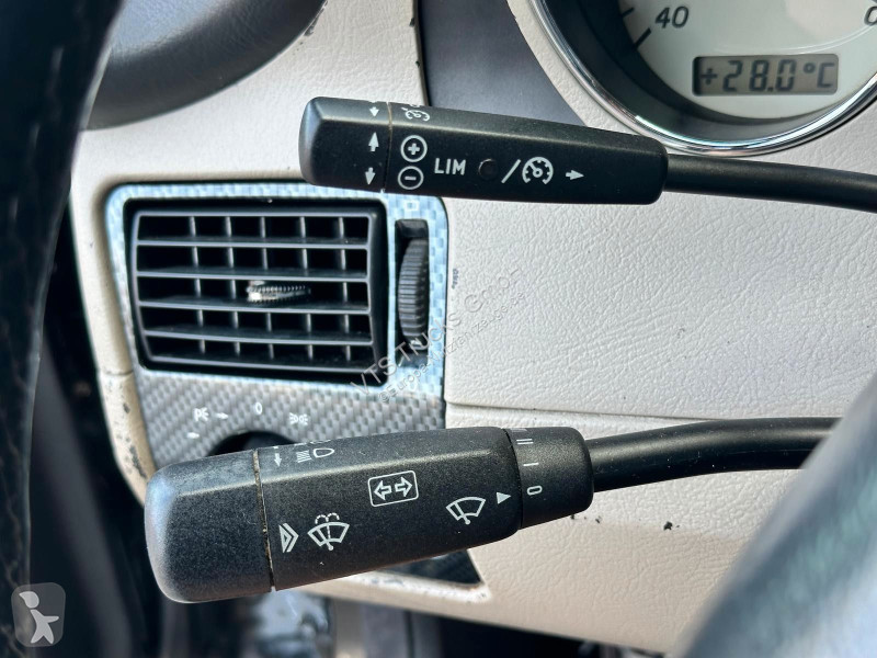 عربة نفعية Mercedes SLK  KOMPRESSOR AUTO LEDER SHZ