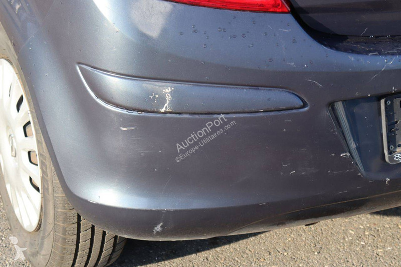 عربة نفعية Opel