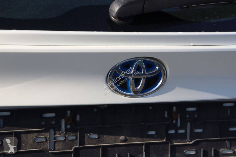 Autoutilitară Toyota Hybrid