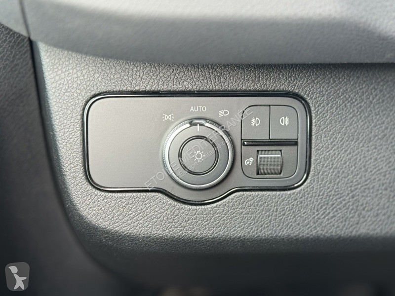 عربة نفعية Mercedes 319 CDI Fourgon Standard...