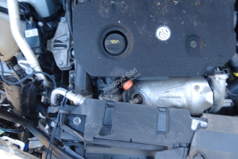 عربة نفعية Peugeot BREAK 1,5 HDI 131