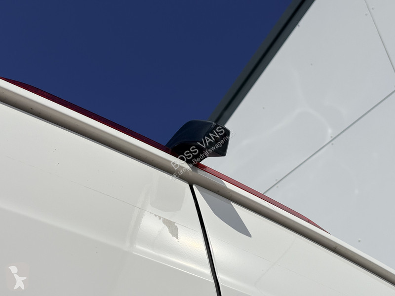 Furgoneta MAN 3.140 2.0 TDI 140PK L3H3 Airco...