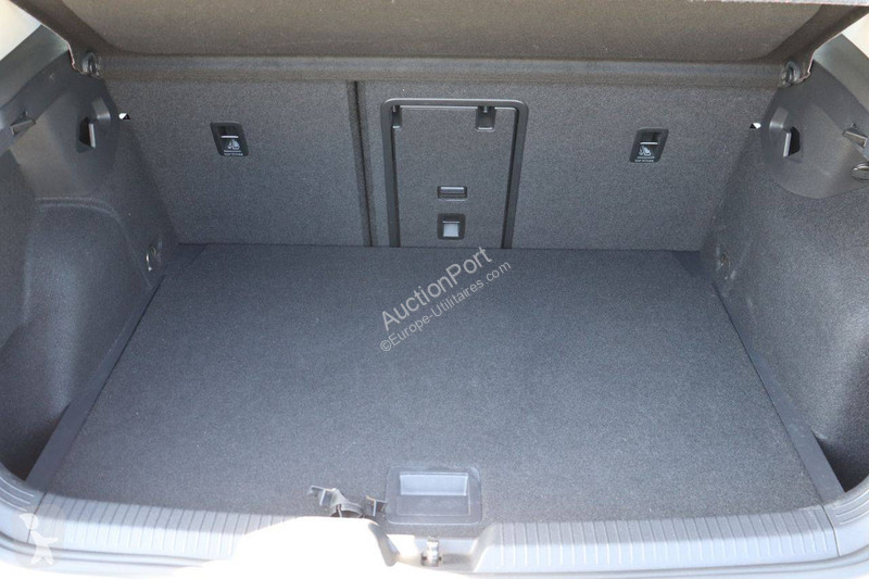 عربة نفعية Volkswagen VIII