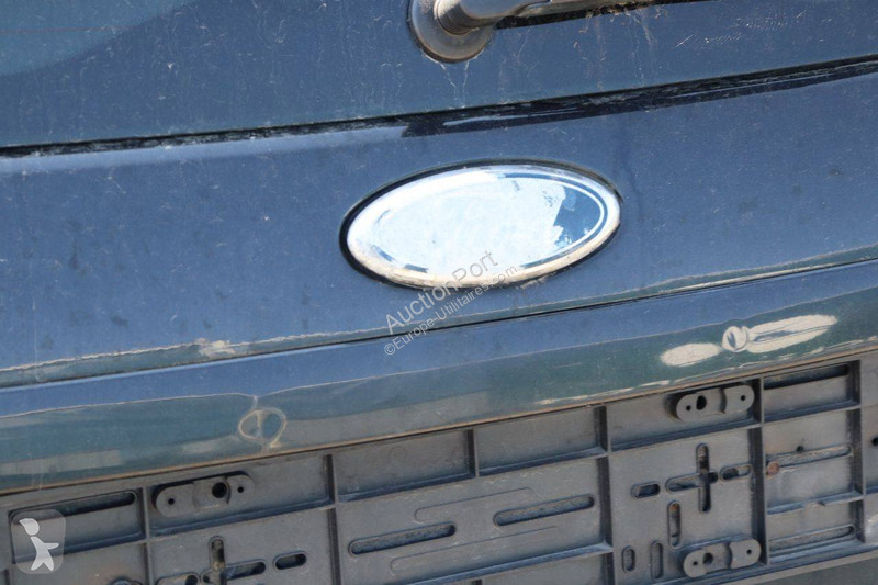 عربة نفعية Ford