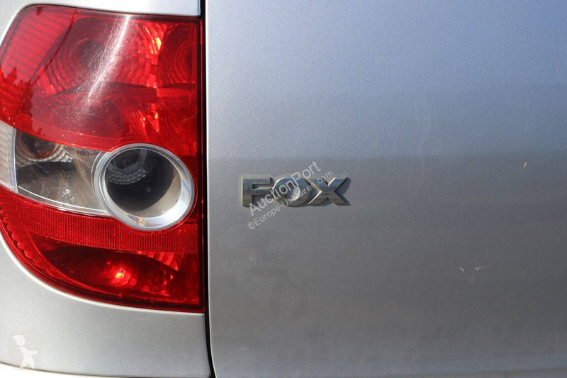 عربة نفعية Volkswagen Fox