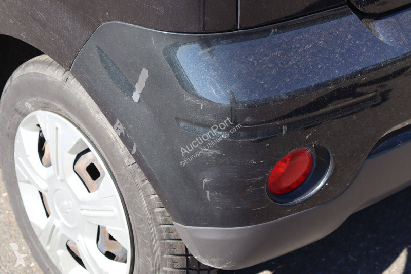Samochód dostawczy Chevrolet