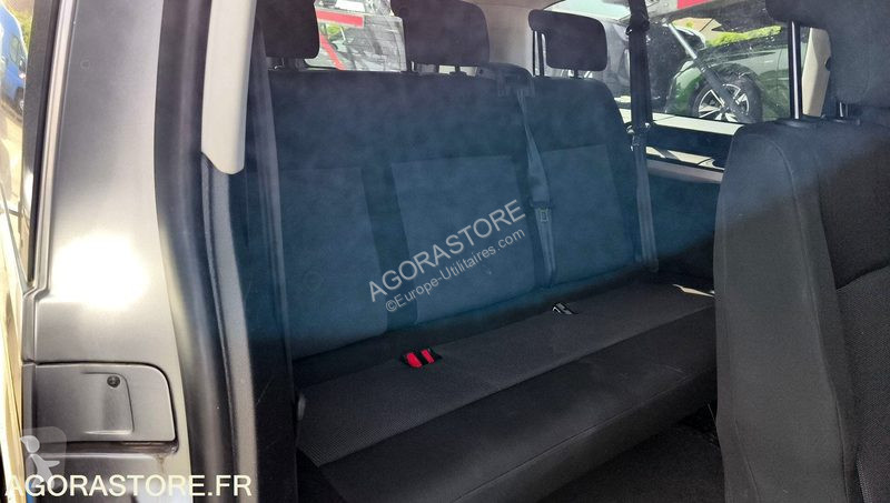 Véhicule utilitaire Opel ZAFIRA