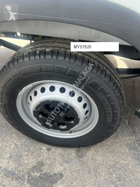 Furgoneta Iveco 35-140