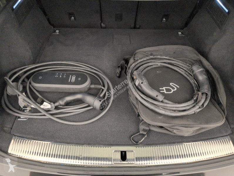 Véhicule utilitaire Audi