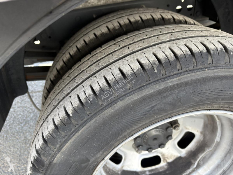 Iveco 35C16H 3.0 DHOLLANDIA CAM DE RECUL CLIM...