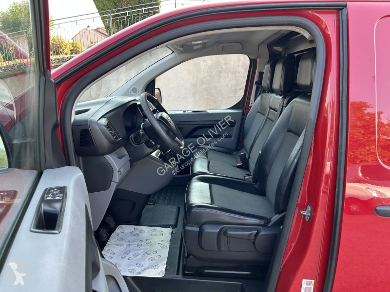 Véhicule utilitaire Toyota Proace Médium 2.0...