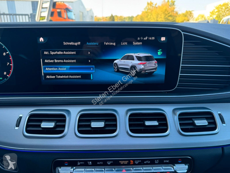 Mercedes 450 AMG...