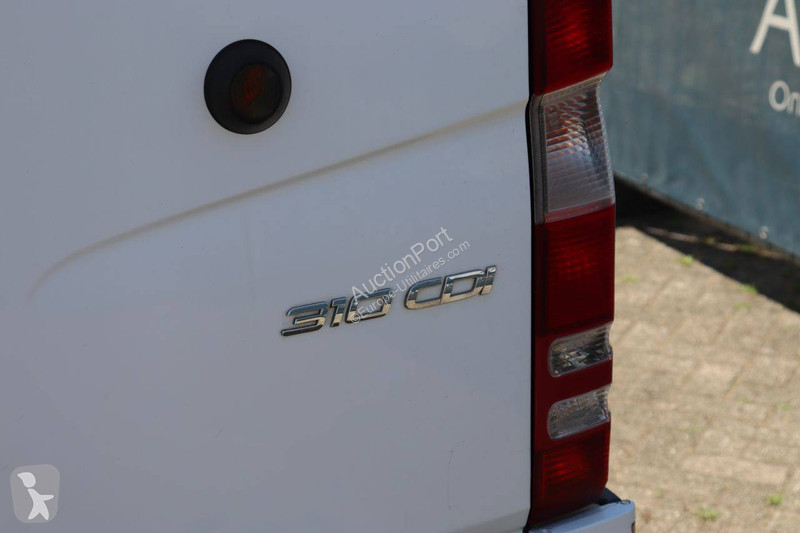 Véhicule utilitaire Mercedes 310 CDI