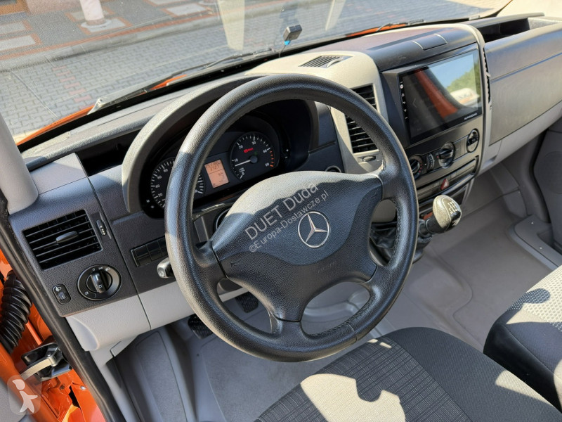 Véhicule utilitaire Mercedes
