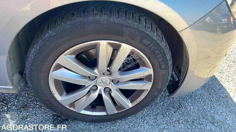 Véhicule utilitaire Peugeot 308