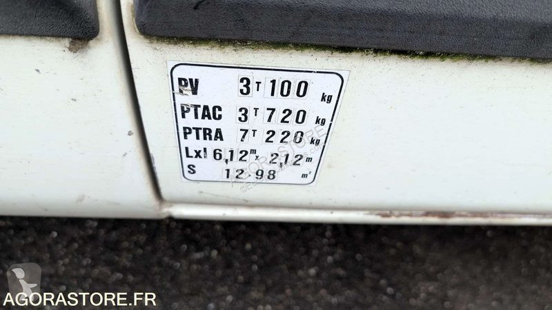 Véhicule utilitaire Iveco 35C14G