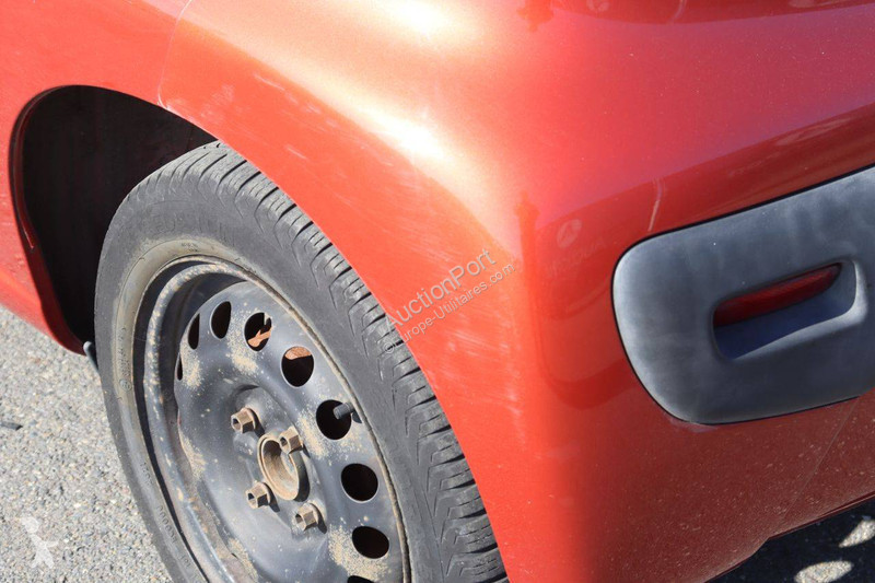 Véhicule utilitaire Peugeot