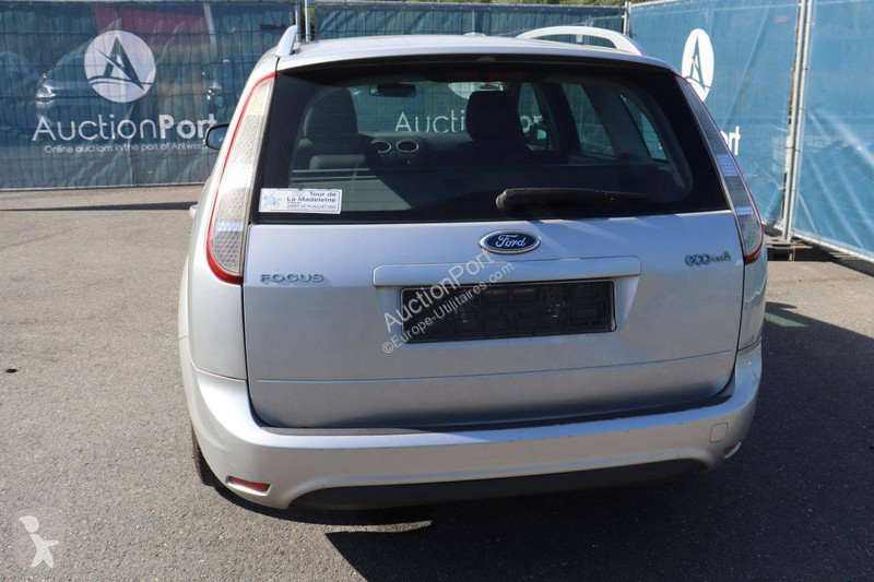 Véhicule utilitaire Ford