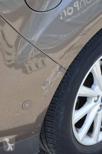 Véhicule utilitaire Ford Grand