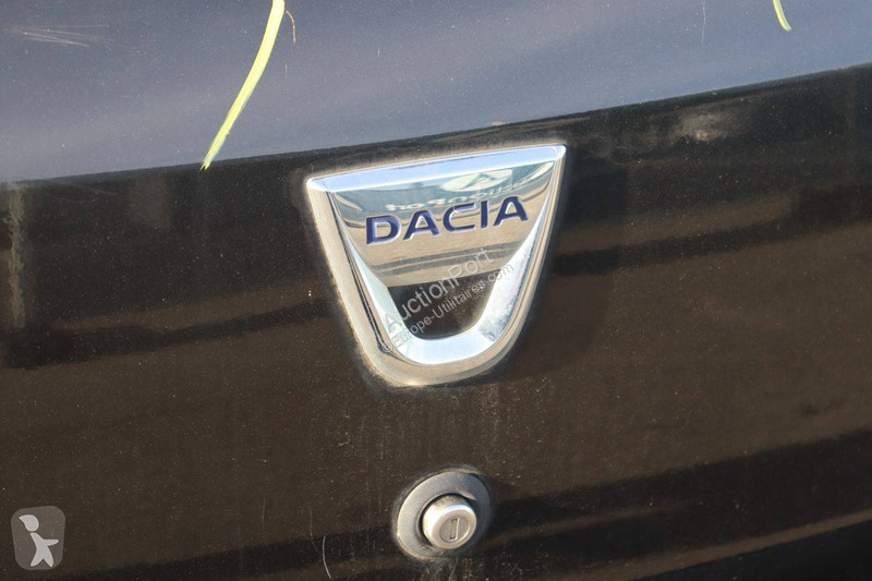 Véhicule utilitaire Dacia