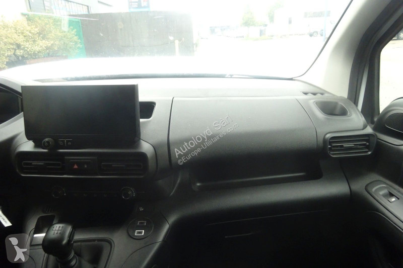 Véhicule utilitaire Peugeot PARTNER 1,5 HDI 100