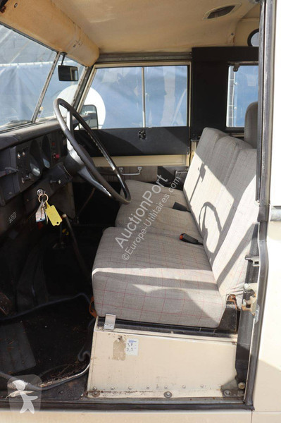 Véhicule utilitaire Land Rover