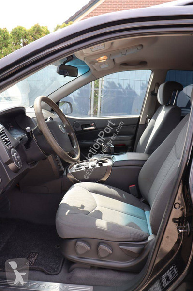 Véhicule utilitaire Ssangyong M200 2WD AUT. HR