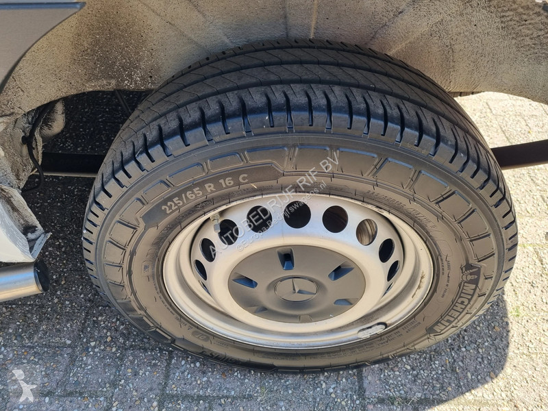 Véhicule utilitaire Mercedes 314 CDI L2H1/...