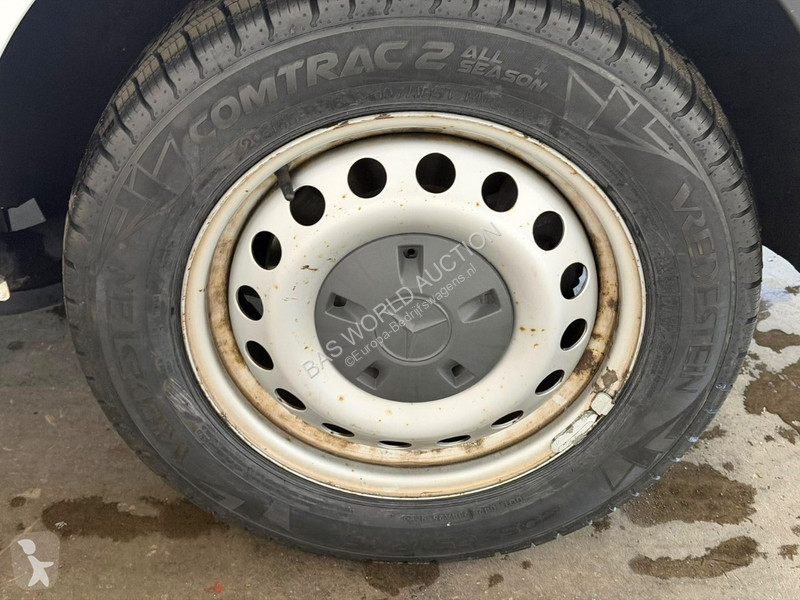 Véhicule utilitaire Mercedes Lang Vito