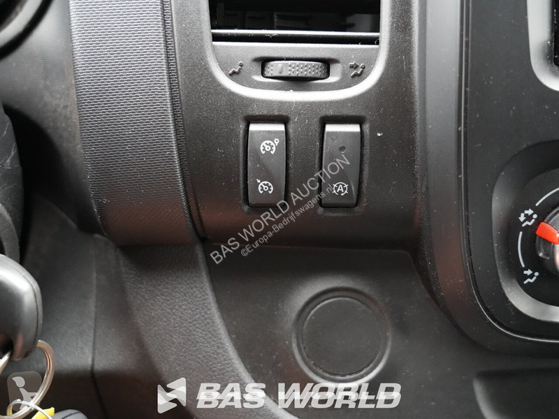 Veículo utilitário Renault 145pk