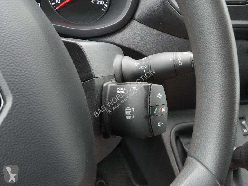 Furgoneta Renault 135PK