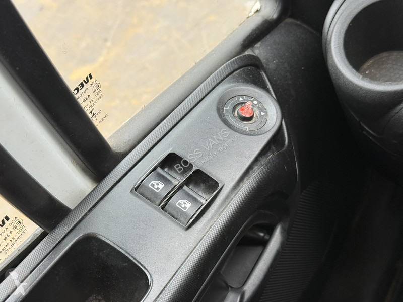 Bedrijfswagen Iveco 35C16 3.0 L4 Kipper...