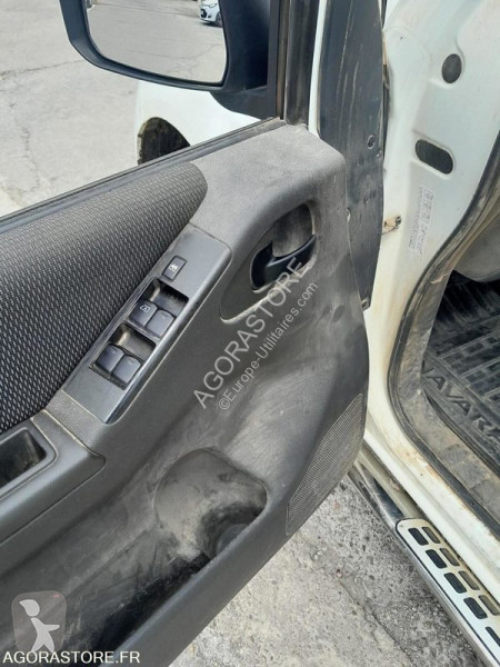 Véhicule utilitaire Nissan NAVARA