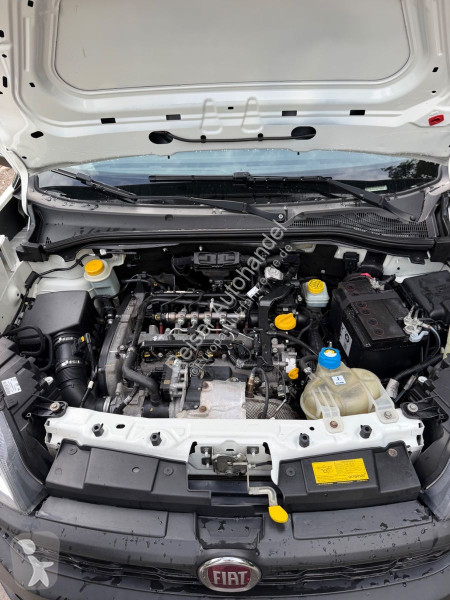 Véhicule utilitaire Fiat 1,6 HDI Carrier XARIOS...