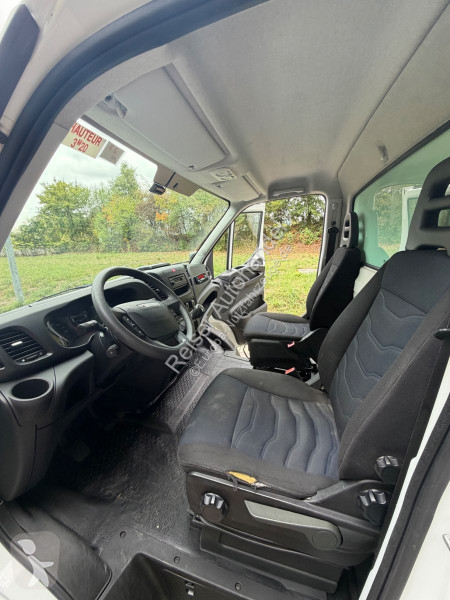 Bedrijfswagen Iveco 35 S 12/13 Kühlkoffer.LBW....