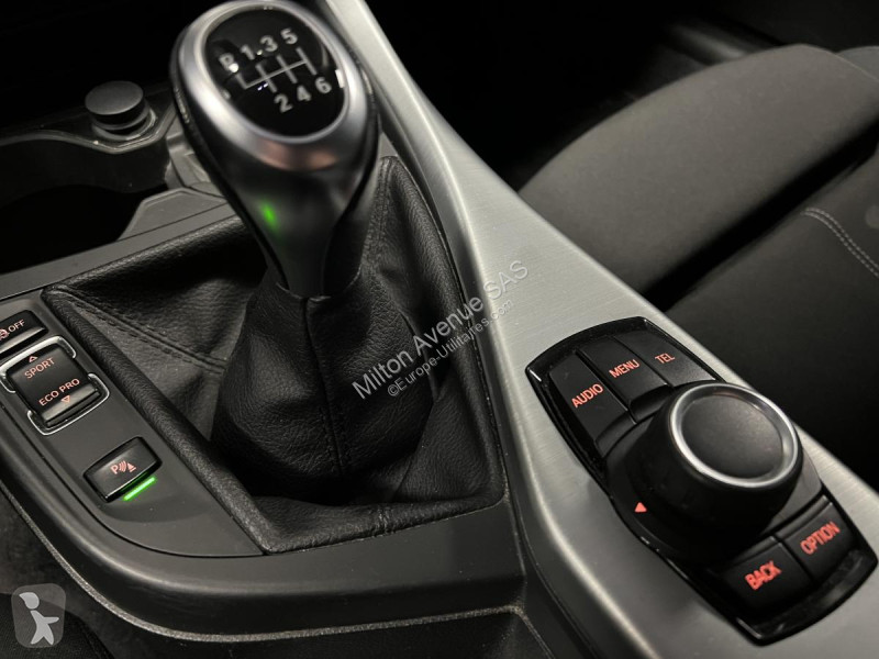 Véhicule utilitaire BMW 118i F20 Sport