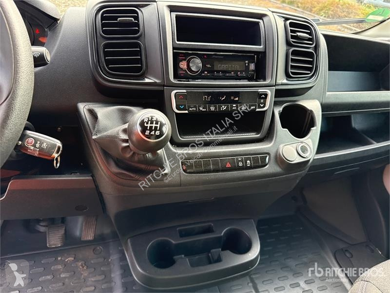 Комерційні автомобілі Fiat 2.2 Mjet