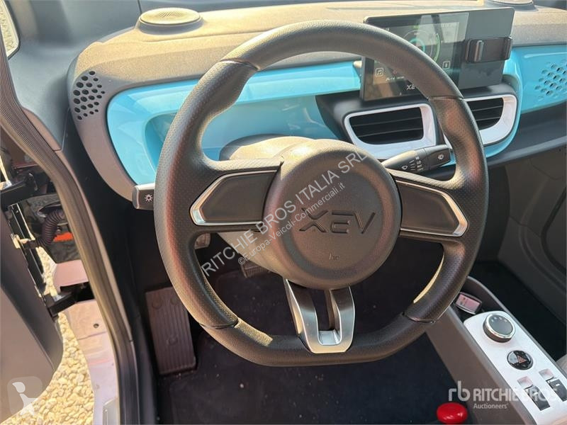 Лекотоварен автомобил  XEV Yoyo