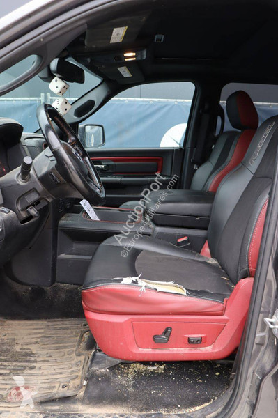 Véhicule utilitaire Dodge Ram1500