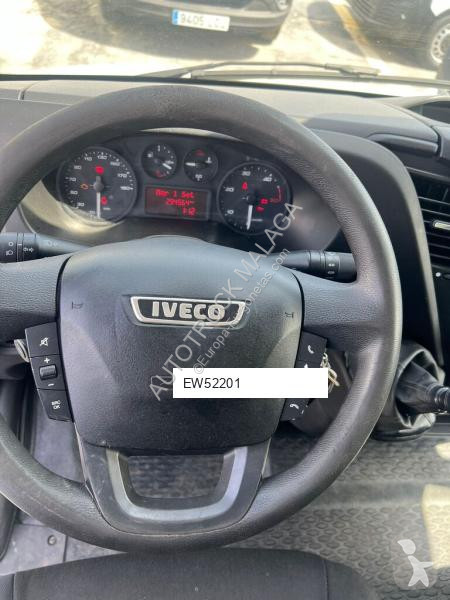 Furgoneta Iveco 35C14 PAQUETERO RAMPA RETRACTIL