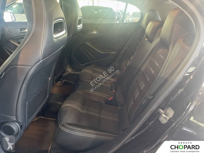 Лекотоварен автомобил Mercedes GLA 200 d 7-G...
