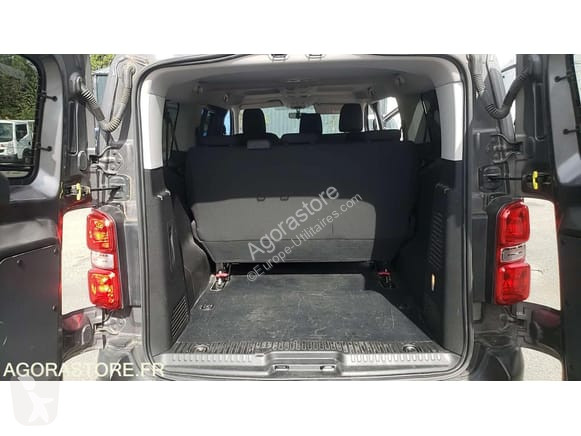 Véhicule utilitaire