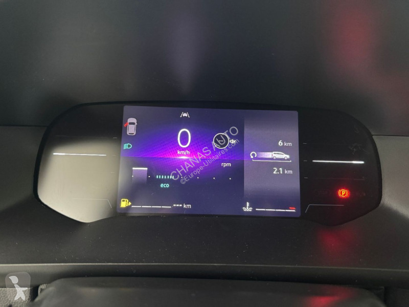 Véhicule utilitaire Renault FG TOLE DCI 95 L1...