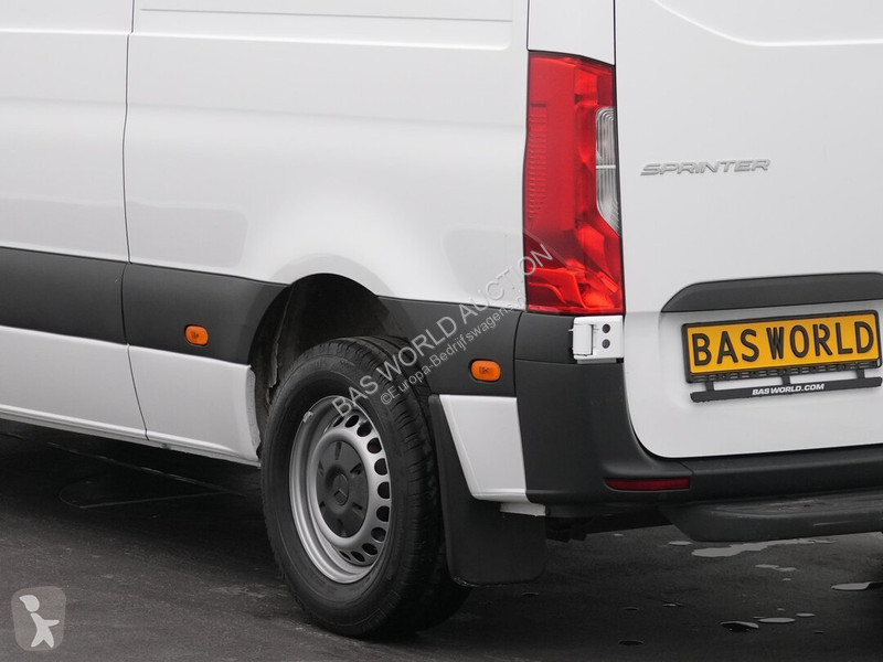 Лекотоварен автомобил Mercedes 315 CDI