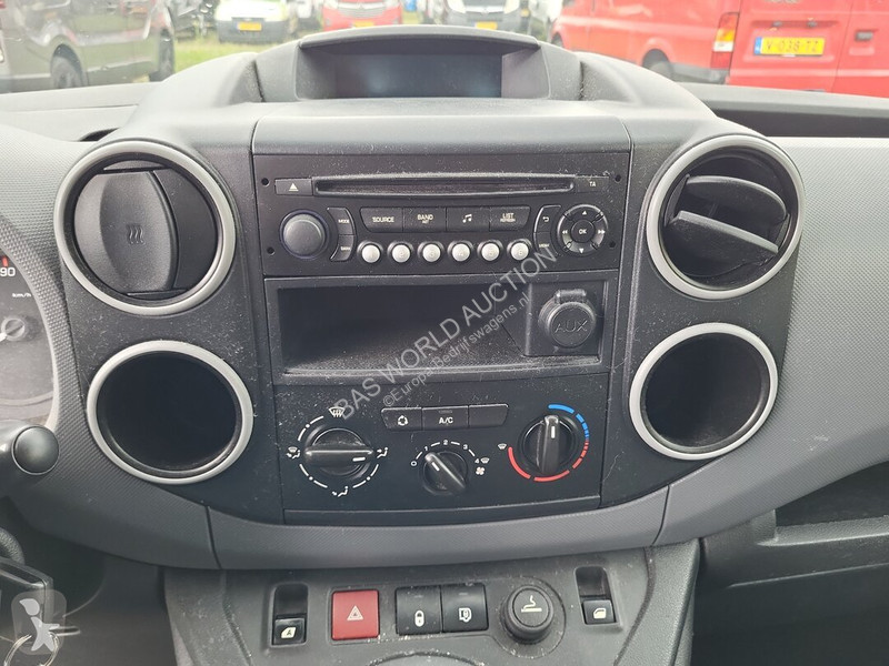 Лекотоварен автомобил Citroën 75pk
