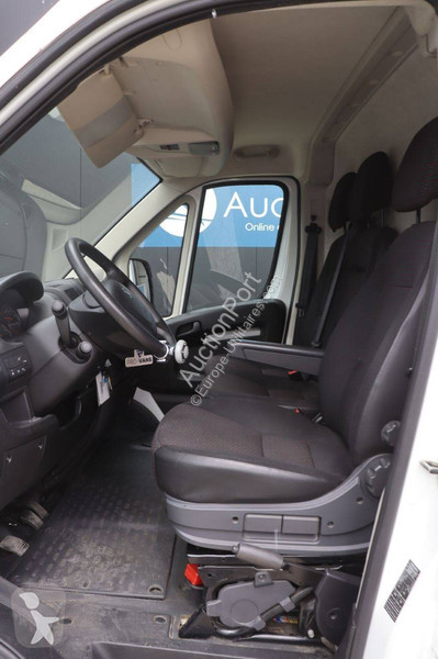 Furgoneta Peugeot