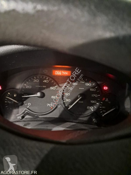Лекотоварен автомобил Citroën BERLINGO
